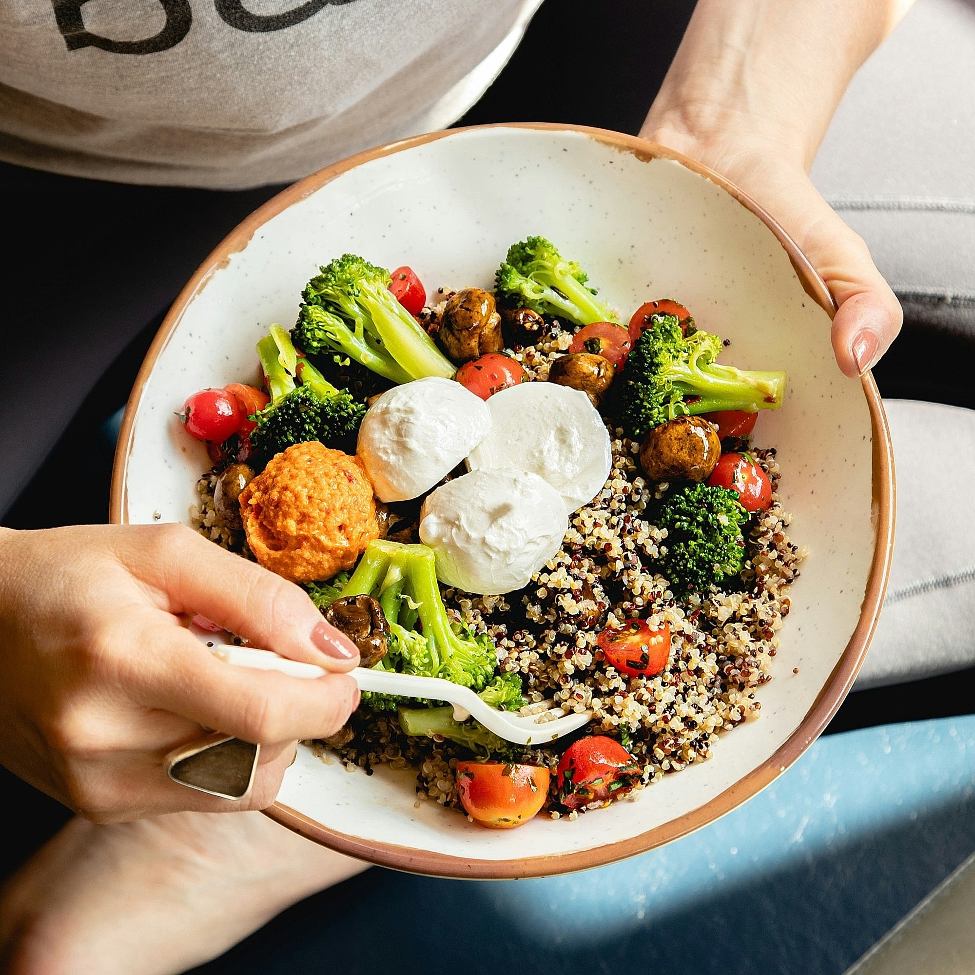 Nutrition counseling logo with citrus graphic.